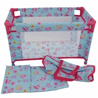 Large travel cot with quilt, pillow and travel  bag. 53(L) x 32(W) x 32(H(cm. Age 3+.
