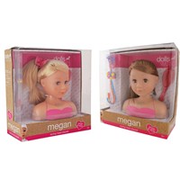 Styling head play set, includes brush, hair clips,  beads, hair extensions and ring.  2 Assorted hair  colours.  Age 3+.