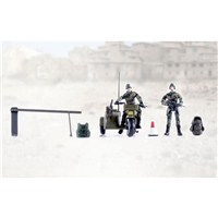 2 military figures with 22 articulated points. Includes motorbike and sidecar, wired fencing and various accessories.1:18  scale. Age 3+.